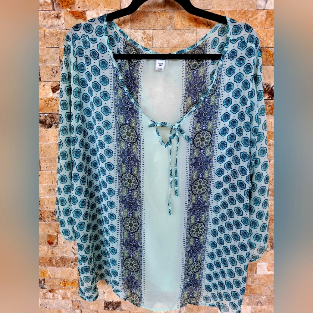Old Navy Teal and Blue Floral Sheer Blouse Tunic size XXL